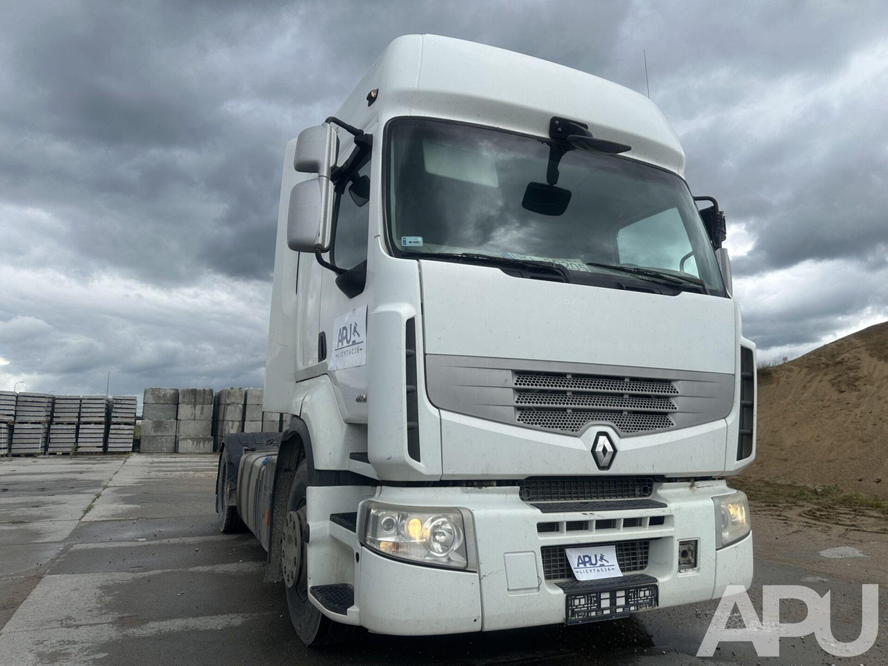 Renault Premium 460 - Τράκτορας: φωτογραφία 3 Renault Premium 460 - Τράκτορας: φωτογραφία 3