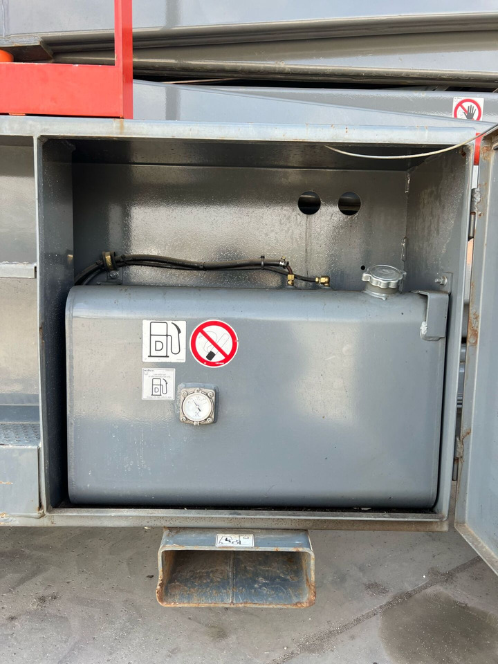 Ψαλιδωτό ανυψωτικό SKYJACK SJ 9250 4×4: φωτογραφία 19