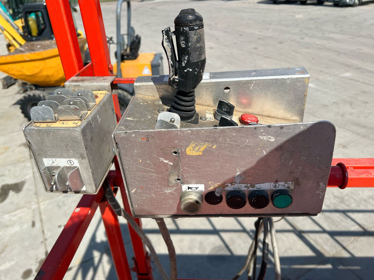 Ψαλιδωτό ανυψωτικό SKYJACK SJ 9250 4×4: φωτογραφία 20