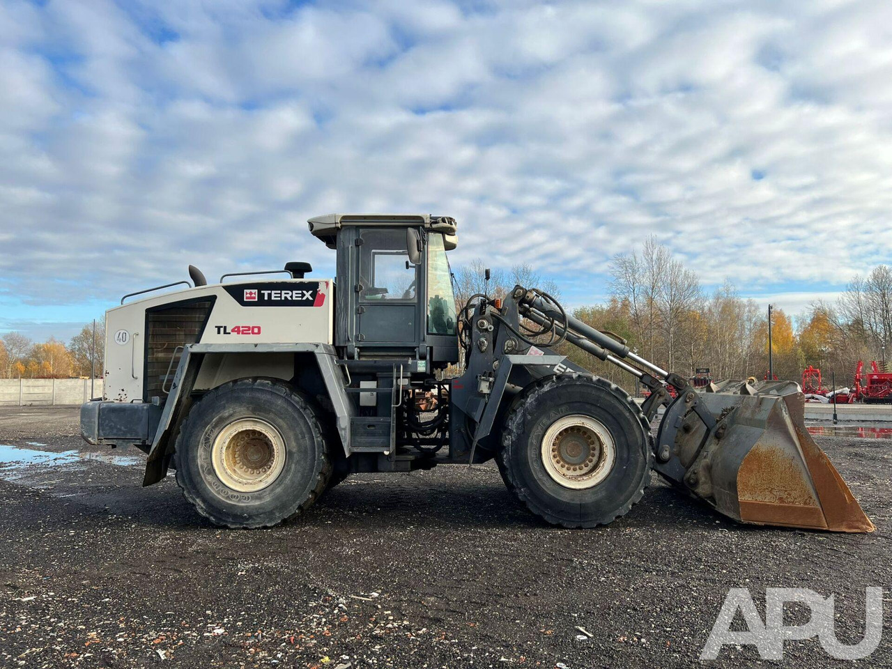 Terex TL420 - Ελαστιχοφόρος φορτωτής: φωτογραφία 4 Terex TL420 - Ελαστιχοφόρος φορτωτής: φωτογραφία 4