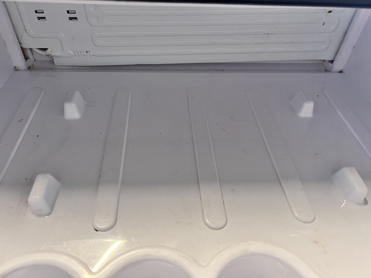 RENAULT T-SERIE REFRIGERATOR 26 LITER 7482268889 KOELBOX 7482315436U - Καμπίνα και εσωτερικό για Φορτηγό: φωτογραφία 2 RENAULT T-SERIE REFRIGERATOR 26 LITER 7482268889 KOELBOX 7482315436U - Καμπίνα και εσωτερικό για Φορτηγό: φωτογραφία 2