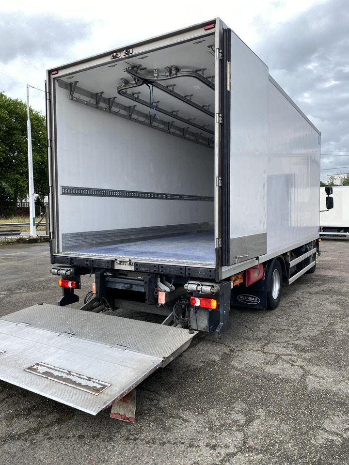 RENAULT D16 - Φορτηγό ψυγείο: φωτογραφία 2 RENAULT D16 - Φορτηγό ψυγείο: φωτογραφία 2