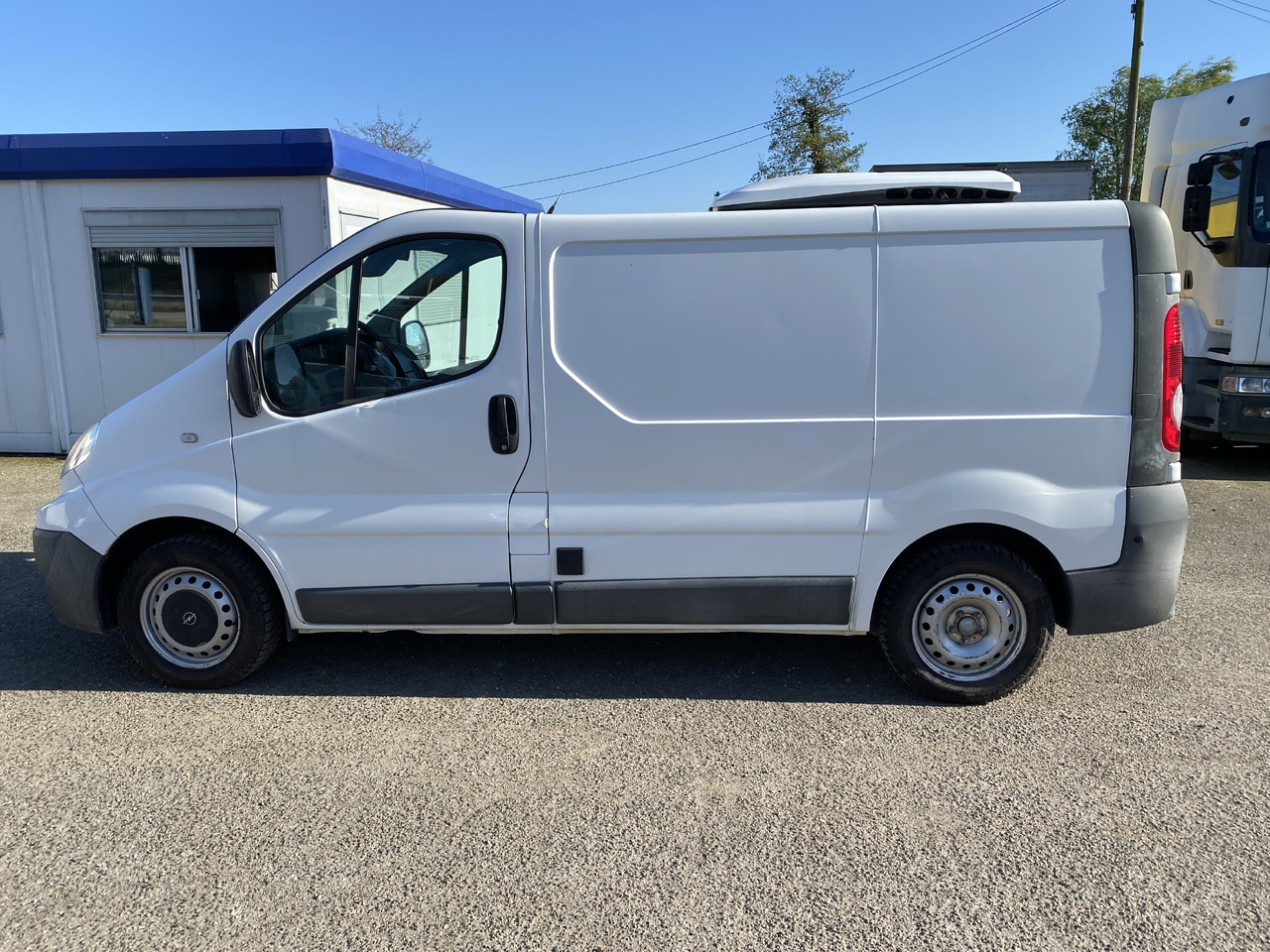 RENAULT trafic frigo - Επαγγελματικό αυτοκίνητο ψυγείο: φωτογραφία 4 RENAULT trafic frigo - Επαγγελματικό αυτοκίνητο ψυγείο: φωτογραφία 4