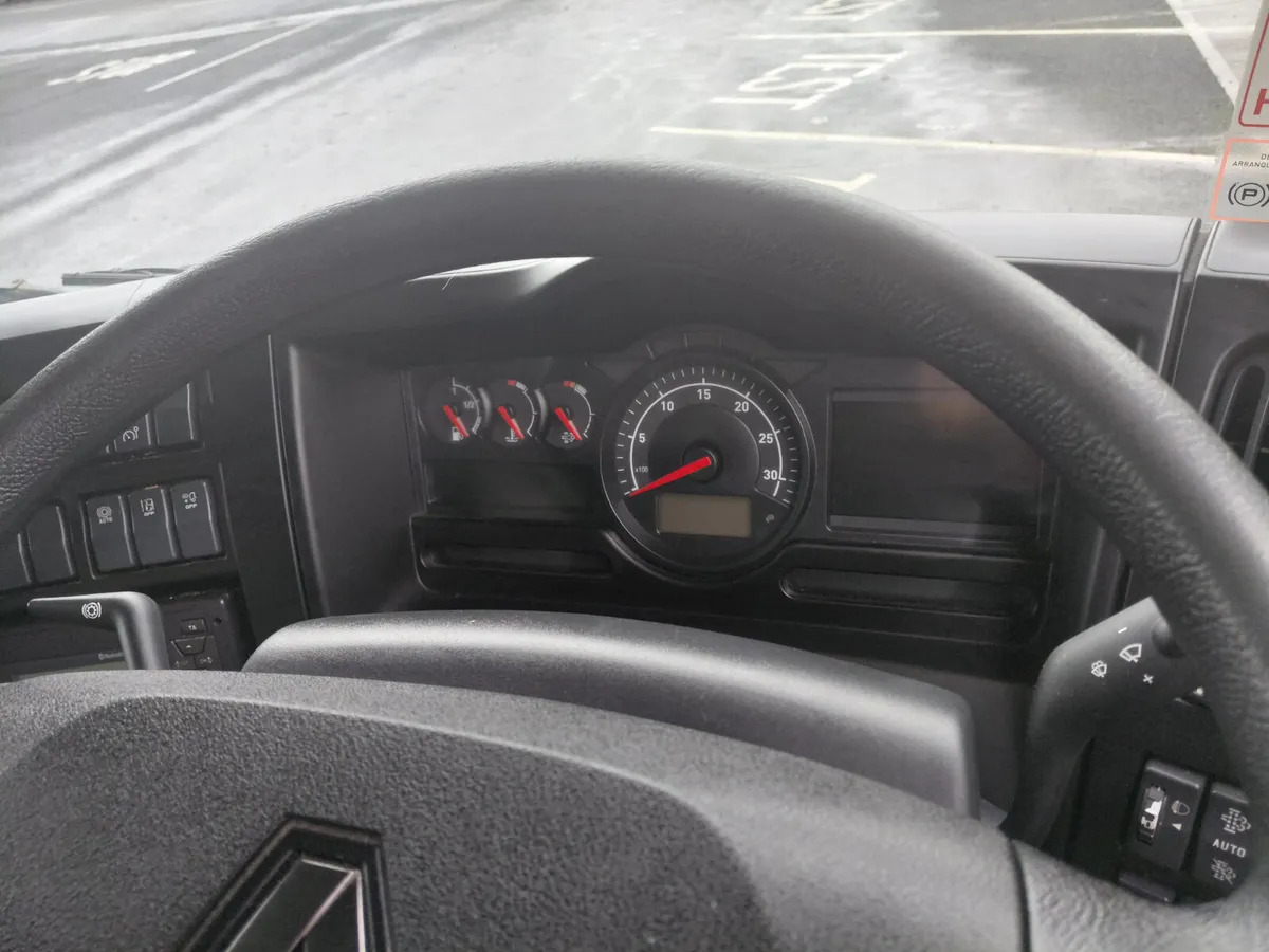 2019 Renault D 12T - Φορτηγό κόφα: φωτογραφία 2 2019 Renault D 12T - Φορτηγό κόφα: φωτογραφία 2