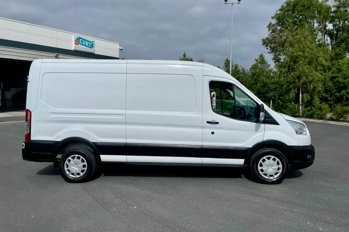 Βαν 2021 Low Mileage Ford Transit 350L Trend: φωτογραφία 11
