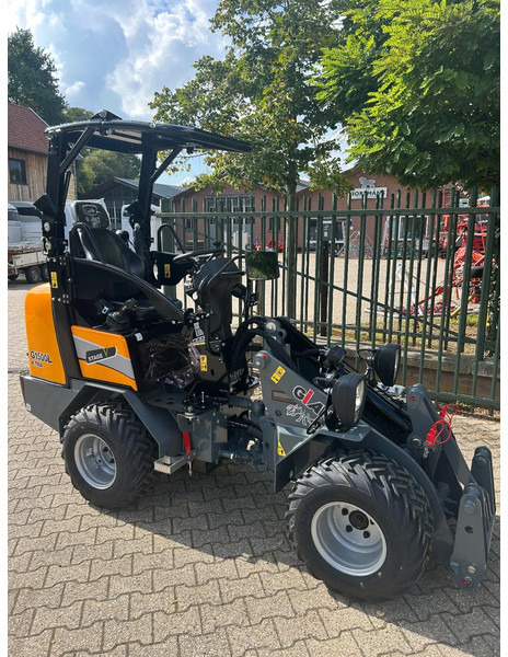 Giant G1500L X-tra - Φορτωτής: φωτογραφία 2 Giant G1500L X-tra - Φορτωτής: φωτογραφία 2