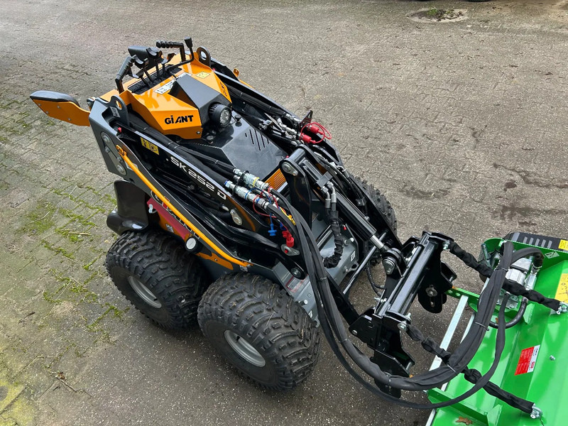 Giant SK252D + klepelmaaier - Σπαστός φορτωτής: φωτογραφία 4 Giant SK252D + klepelmaaier - Σπαστός φορτωτής: φωτογραφία 4