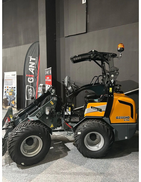 Σπαστός φορτωτής Giant Showmodellen direct leverbaar: φωτογραφία 6
