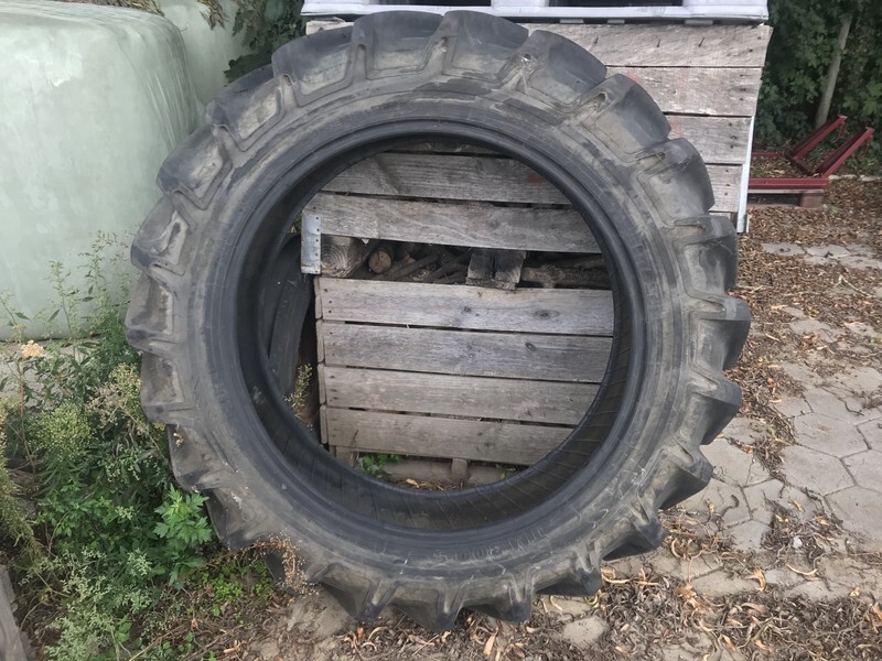 Pirelli 13.6R38 losse band - Ελαστικό για Γεωργικά μηχανήματα: φωτογραφία 1 Pirelli 13.6R38 losse band - Ελαστικό για Γεωργικά μηχανήματα: φωτογραφία 1