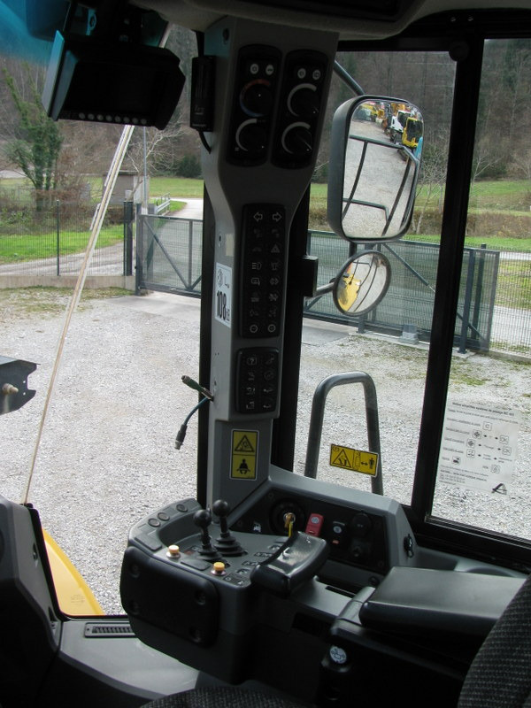 Ελαστιχοφόρος φορτωτής CATERPILLAR 966K TOP condition: φωτογραφία 23