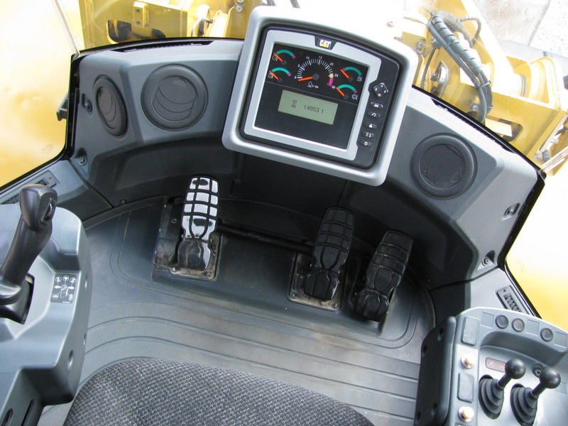 Ελαστιχοφόρος φορτωτής CATERPILLAR 966K TOP condition: φωτογραφία 24