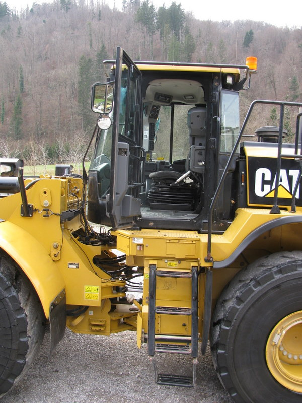 Ελαστιχοφόρος φορτωτής CATERPILLAR 966K TOP condition: φωτογραφία 19