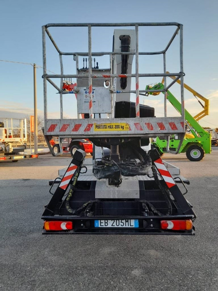 Oil & Steel 2112 - Φορτηγό με εναέρια πλατφόρμα: φωτογραφία 4 Oil & Steel 2112 - Φορτηγό με εναέρια πλατφόρμα: φωτογραφία 4