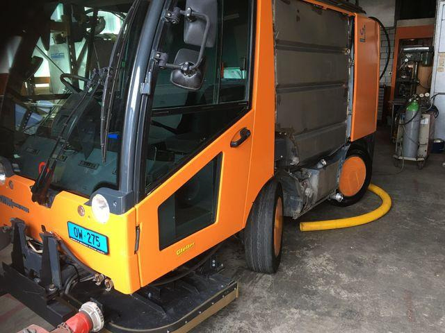 AEBI SCHMIDT Úttisztító - Σάρωθρο δρόμων: φωτογραφία 3 AEBI SCHMIDT Úttisztító - Σάρωθρο δρόμων: φωτογραφία 3