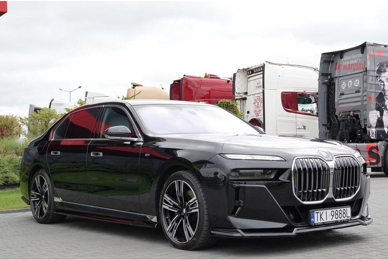 BMW 7 xDrive M Sport - Λιμουζίνα/ Sedan: φωτογραφία 4 BMW 7 xDrive M Sport - Λιμουζίνα/ Sedan: φωτογραφία 4