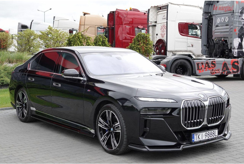 BMW 7 xDrive M Sport - Λιμουζίνα/ Sedan: φωτογραφία 3 BMW 7 xDrive M Sport - Λιμουζίνα/ Sedan: φωτογραφία 3
