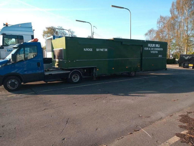 Buffet semi-trailer - Επικαθήμενο κόφα: φωτογραφία 4 Buffet semi-trailer - Επικαθήμενο κόφα: φωτογραφία 4