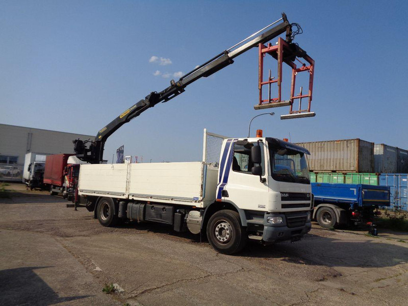 DAF AE 75/360 nur 181900 km Pal.12001L TAHK - Φορτηγό με ανοιχτή καρότσα, Φορτηγό με γερανό: φωτογραφία 1 DAF AE 75/360 nur 181900 km Pal.12001L TAHK - Φορτηγό με ανοιχτή καρότσα, Φορτηγό με γερανό: φωτογραφία 1