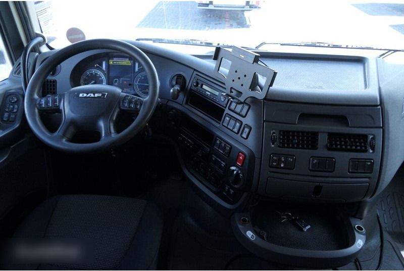 Φορτηγό με ανοιχτή καρότσα, Φορτηγό με γερανό DAF XF 460: φωτογραφία 19 Φορτηγό με ανοιχτή καρότσα, Φορτηγό με γερανό DAF XF 460: φωτογραφία 19