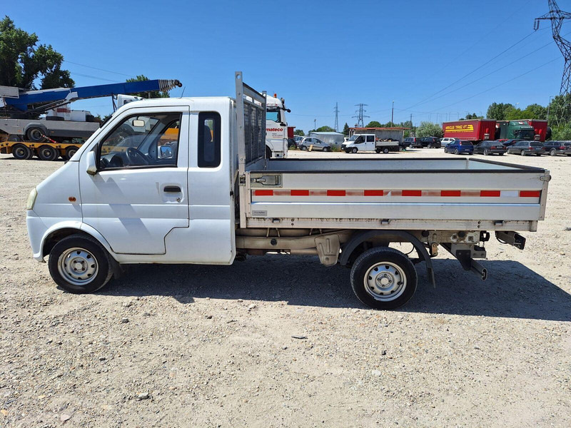 DFSK Docar 4x4 - Pritsche - Μικρό φορτηγό με καρότσα: φωτογραφία 5 DFSK Docar 4x4 - Pritsche - Μικρό φορτηγό με καρότσα: φωτογραφία 5