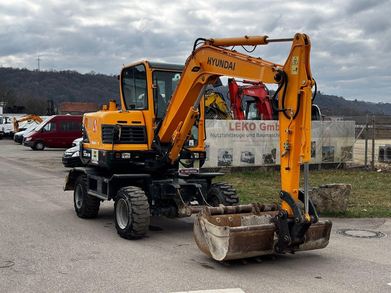 Hyundai Robex 55W-9A - Τροχοφόρος εκσκαφέας: φωτογραφία 1 Hyundai Robex 55W-9A - Τροχοφόρος εκσκαφέας: φωτογραφία 1