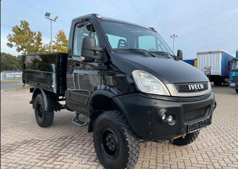 Iveco 35S17 W 4x4 Flatbed - Μικρό φορτηγό με καρότσα: φωτογραφία 2 Iveco 35S17 W 4x4 Flatbed - Μικρό φορτηγό με καρότσα: φωτογραφία 2