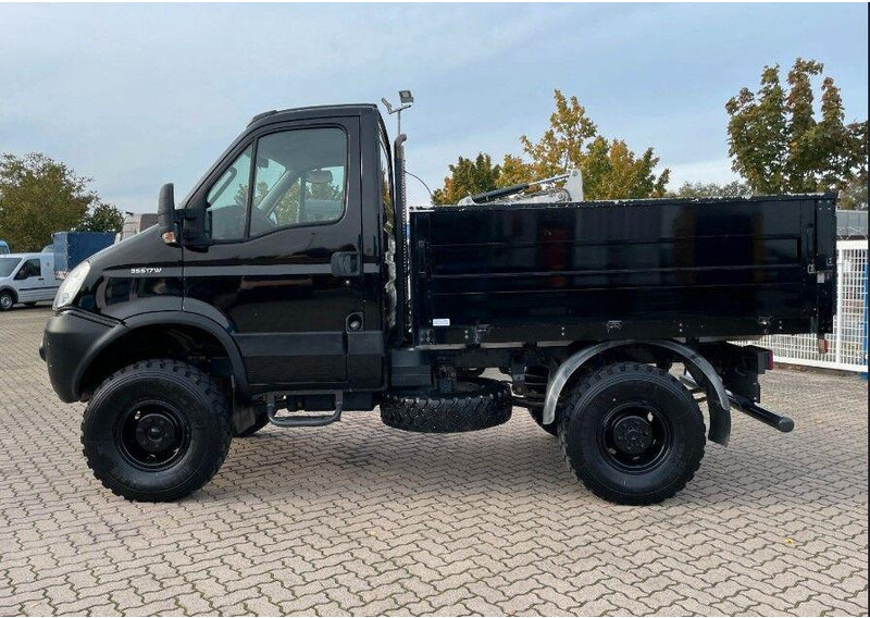 Iveco 35S17 W 4x4 Flatbed - Μικρό φορτηγό με καρότσα: φωτογραφία 3 Iveco 35S17 W 4x4 Flatbed - Μικρό φορτηγό με καρότσα: φωτογραφία 3