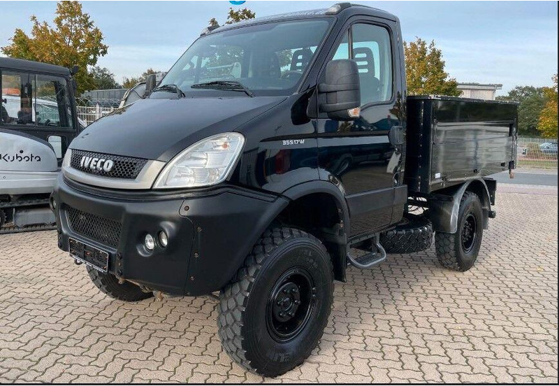 Iveco 35S17 W 4x4 Flatbed - Μικρό φορτηγό με καρότσα: φωτογραφία 1 Iveco 35S17 W 4x4 Flatbed - Μικρό φορτηγό με καρότσα: φωτογραφία 1