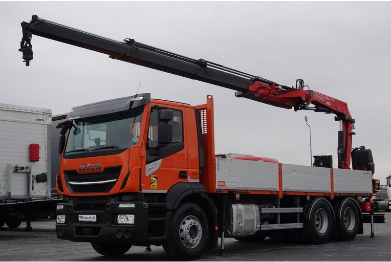 Iveco 420 - Φορτηγό με ανοιχτή καρότσα, Φορτηγό με γερανό: φωτογραφία 2 Iveco 420 - Φορτηγό με ανοιχτή καρότσα, Φορτηγό με γερανό: φωτογραφία 2