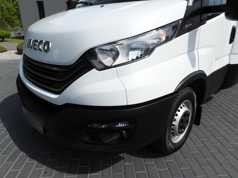 Επαγγελματικό αυτοκίνητο με μουσαμά Iveco DAILY 35S18 PLANDEKA WINDA 8 PALET TEMPOMAT KLIMATYZACJA 180KM: φωτογραφία 18