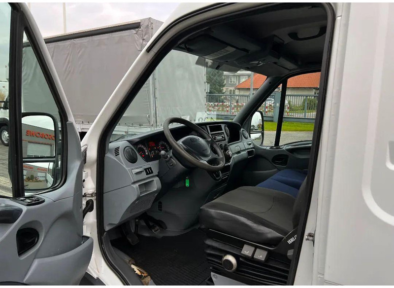 Επαγγελματικό αυτοκίνητο κόφα Iveco Daily 35C15 Furgon L4H2 Brygadówka 6-seater Doka Dubel Cabin: φωτογραφία 6 Επαγγελματικό αυτοκίνητο κόφα Iveco Daily 35C15 Furgon L4H2 Brygadówka 6-seater Doka Dubel Cabin: φωτογραφία 6