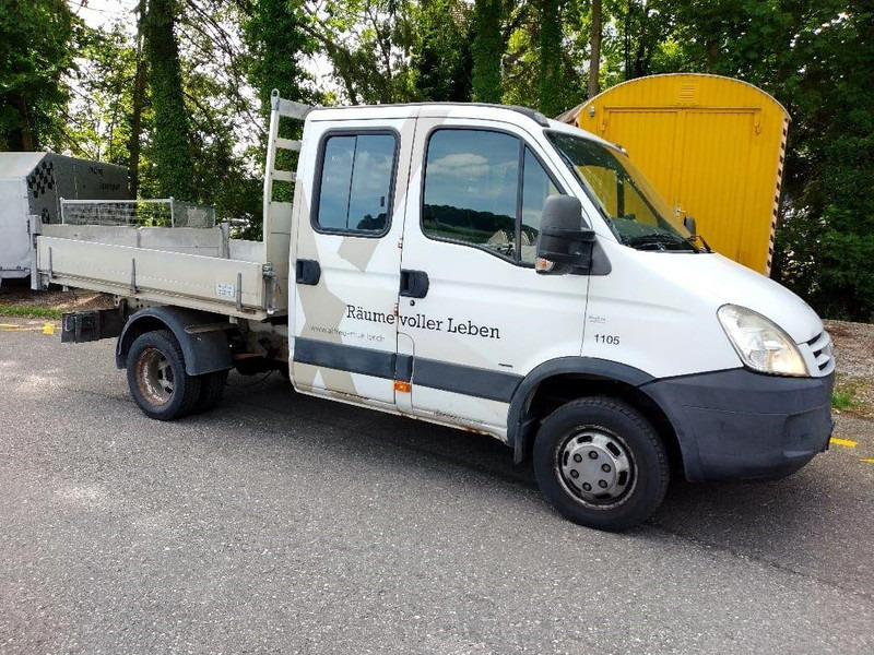 Iveco Daily 35S18 - Doka flatbed - Φορτηγό με ανοιχτή καρότσα: φωτογραφία 2 Iveco Daily 35S18 - Doka flatbed - Φορτηγό με ανοιχτή καρότσα: φωτογραφία 2