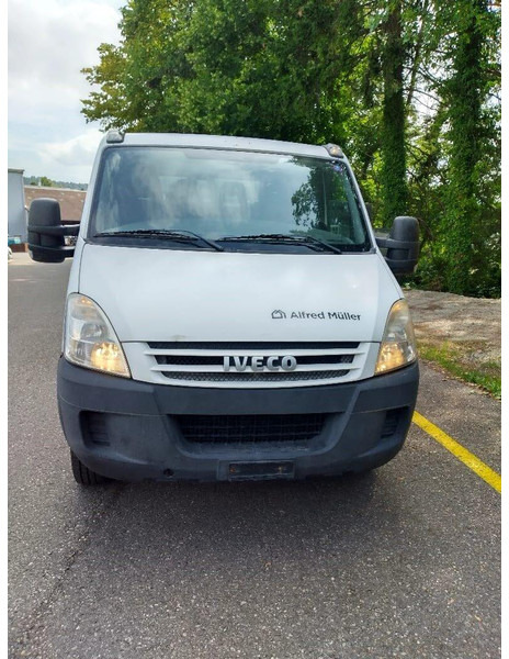 Iveco Daily 35S18 - Doka flatbed - Φορτηγό με ανοιχτή καρότσα: φωτογραφία 5 Iveco Daily 35S18 - Doka flatbed - Φορτηγό με ανοιχτή καρότσα: φωτογραφία 5