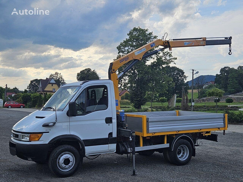 Iveco Daily 65c-15 Flatbed + crane Copma - Φορτηγό με ανοιχτή καρότσα, Φορτηγό με γερανό: φωτογραφία 1 Iveco Daily 65c-15 Flatbed + crane Copma - Φορτηγό με ανοιχτή καρότσα, Φορτηγό με γερανό: φωτογραφία 1