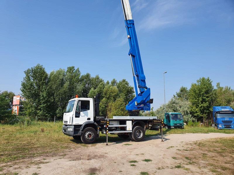 Iveco Eurocargo ML 180 E 24 - Bizocchi KJF 320 lifting basket 32 m - Φορτηγό, Φορτηγό με γερανό: φωτογραφία 2 Iveco Eurocargo ML 180 E 24 - Bizocchi KJF 320 lifting basket 32 m - Φορτηγό, Φορτηγό με γερανό: φωτογραφία 2