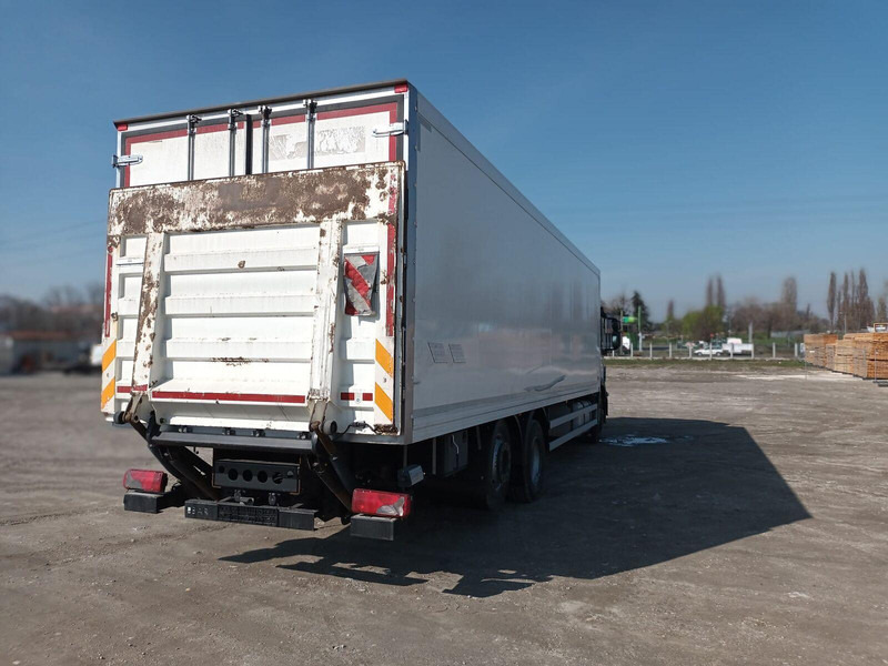 Iveco Stralis 310 6x2 Koffer + LBW - Φορτηγό κόφα: φωτογραφία 4 Iveco Stralis 310 6x2 Koffer + LBW - Φορτηγό κόφα: φωτογραφία 4