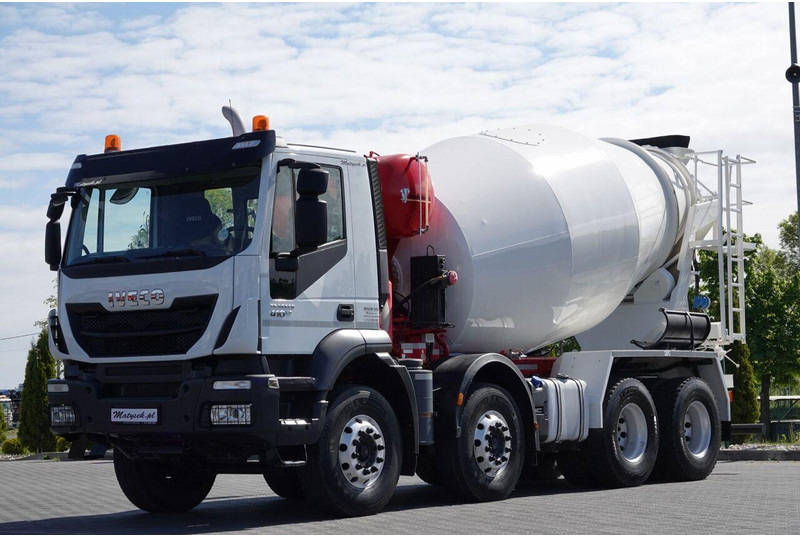 Iveco TRAKKER 410 / 8X4 / BETONOMIESZARKA 9 M3 / PUTZMEISTER / ALUFELG - Μπετονιέρα φορτηγό: φωτογραφία 1 Iveco TRAKKER 410 / 8X4 / BETONOMIESZARKA 9 M3 / PUTZMEISTER / ALUFELG - Μπετονιέρα φορτηγό: φωτογραφία 1