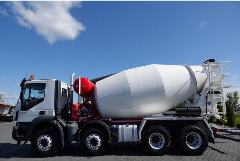 Iveco TRAKKER 410 / 8X4 / BETONOMIESZARKA 9 M3 / PUTZMEISTER / ALUFELG - Μπετονιέρα φορτηγό: φωτογραφία 3 Iveco TRAKKER 410 / 8X4 / BETONOMIESZARKA 9 M3 / PUTZMEISTER / ALUFELG - Μπετονιέρα φορτηγό: φωτογραφία 3