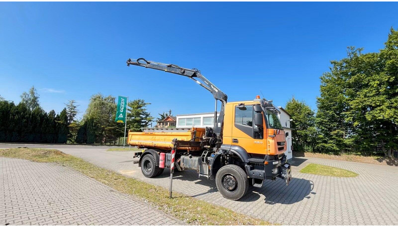 Leasing Iveco Trakker 360 EEV - 3 way tipper + crane Iveco Trakker 360 EEV - 3 way tipper + crane: φωτογραφία 6