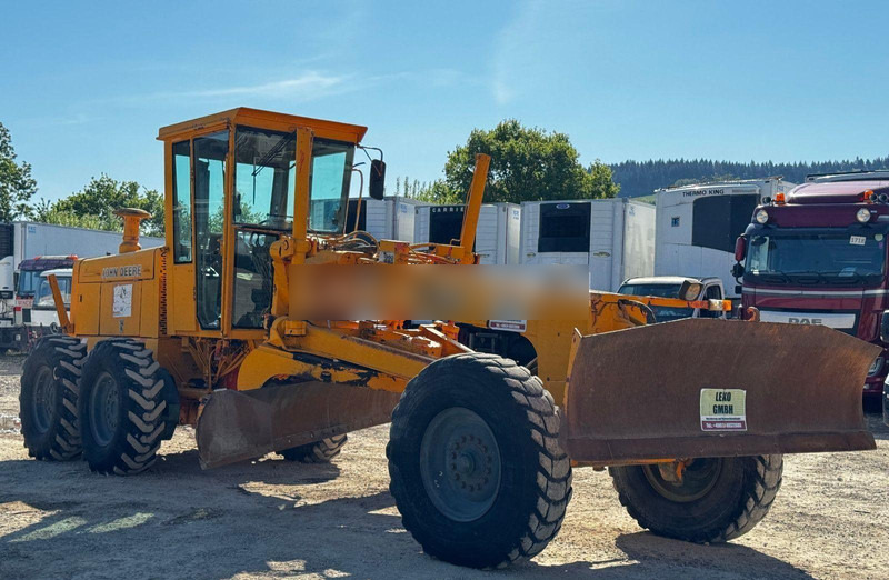 John Deere 770B - Γκρέιντερ: φωτογραφία 1 John Deere 770B - Γκρέιντερ: φωτογραφία 1