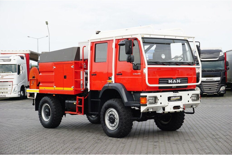 MAN / LE 220 / 4 X 4 / DOKA / STRAŻ POZARNA - Πυροσβεστικό όχημα: φωτογραφία 2 MAN / LE 220 / 4 X 4 / DOKA / STRAŻ POZARNA - Πυροσβεστικό όχημα: φωτογραφία 2