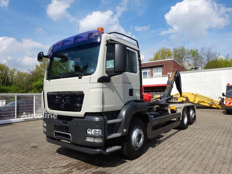 MAN TGS 26.320 - Hook lift truck - Φορτηγό φόρτωσης γάντζου, Φορτηγό με γερανό: φωτογραφία 3 MAN TGS 26.320 - Hook lift truck - Φορτηγό φόρτωσης γάντζου, Φορτηγό με γερανό: φωτογραφία 3