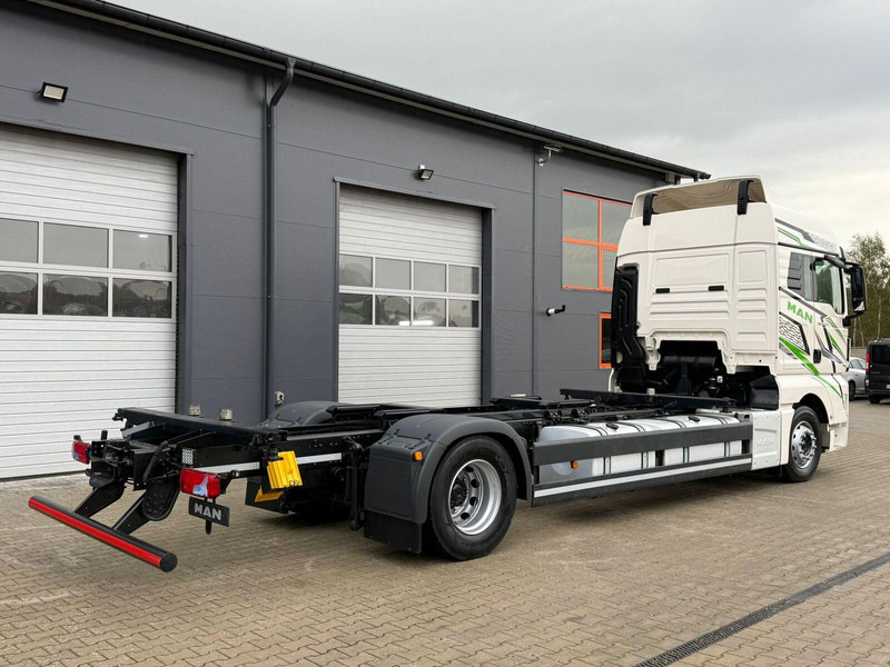 MAN TGX 18.470 // Przebieg 252 tyś. km !!! // Ciężarówka jak nowa // - Φορτηγό σασί: φωτογραφία 4 MAN TGX 18.470 // Przebieg 252 tyś. km !!! // Ciężarówka jak nowa // - Φορτηγό σασί: φωτογραφία 4