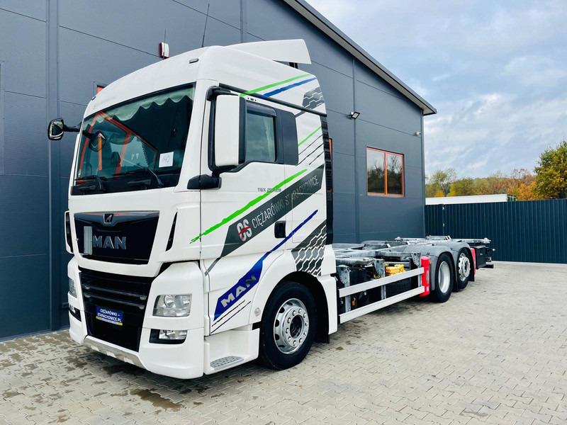 MAN TGX 26.420 - Φορτηγό σασί: φωτογραφία 1 MAN TGX 26.420 - Φορτηγό σασί: φωτογραφία 1