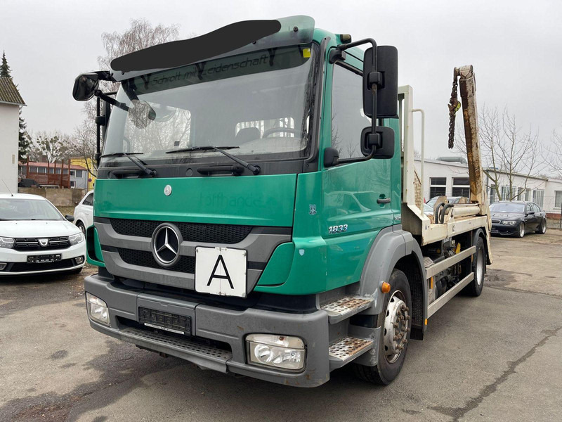 Mercedes-Benz 1833 Absetzkipper Bluetec 5 Klima 2 Hand Orig Km - Φορτηγό μεταφοράς εμπορευματοκιβωτίων/ Κινητό αμάξωμα, Φορτηγό με γερανό: φωτογραφία 2 Mercedes-Benz 1833 Absetzkipper Bluetec 5 Klima 2 Hand Orig Km - Φορτηγό μεταφοράς εμπορευματοκιβωτίων/ Κινητό αμάξωμα, Φορτηγό με γερανό: φωτογραφία 2