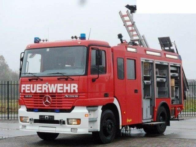 Mercedes-Benz ACTROS 1835 Feuerwehr 2080 L Fire Unit !! - Πυροσβεστικό όχημα: φωτογραφία 1 Mercedes-Benz ACTROS 1835 Feuerwehr 2080 L Fire Unit !! - Πυροσβεστικό όχημα: φωτογραφία 1