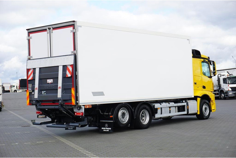 Mercedes-Benz ACTROS / 2853 / ACC / E 6 / MP 5 / CHŁODNIA + WINDA / 18 PALET / - Φορτηγό ψυγείο: φωτογραφία 5 Mercedes-Benz ACTROS / 2853 / ACC / E 6 / MP 5 / CHŁODNIA + WINDA / 18 PALET / - Φορτηγό ψυγείο: φωτογραφία 5