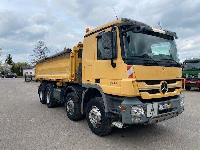Mercedes-Benz ACTROS 3244 MP3 - Φορτηγό ανατρεπόμενο: φωτογραφία 4 Mercedes-Benz ACTROS 3244 MP3 - Φορτηγό ανατρεπόμενο: φωτογραφία 4