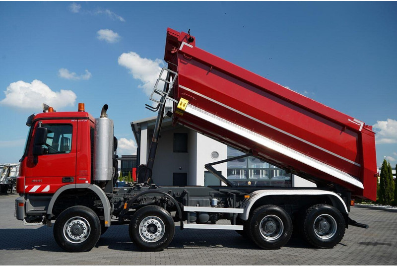 Mercedes-Benz ACTROS 4141 / 8X6 / WYWROTKA TYLNOZSYPOWA / MEILLER KIPPER 5.3M - Φορτηγό ανατρεπόμενο: φωτογραφία 3 Mercedes-Benz ACTROS 4141 / 8X6 / WYWROTKA TYLNOZSYPOWA / MEILLER KIPPER 5.3M - Φορτηγό ανατρεπόμενο: φωτογραφία 3