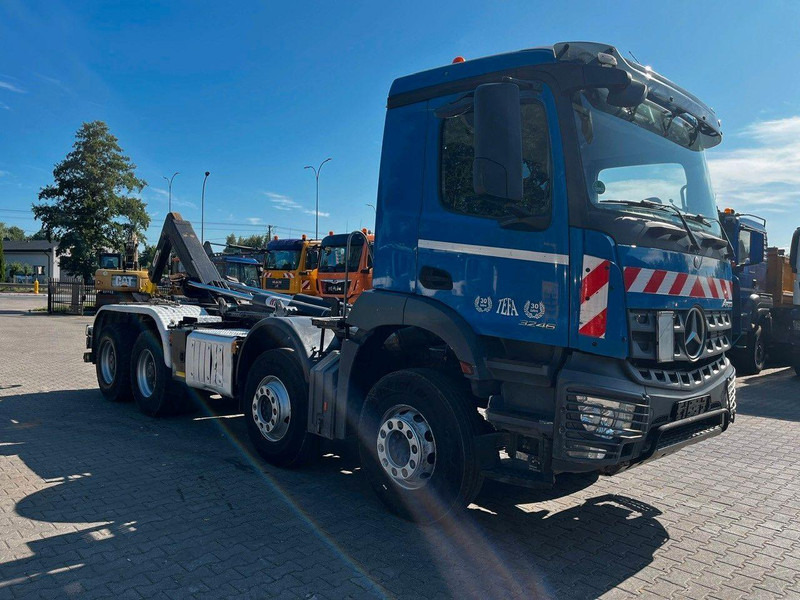 Mercedes-Benz AROCS 3246 8X4 ABROLLKIPPER HYVALIFT 26.57 - Φορτηγό φόρτωσης γάντζου: φωτογραφία 2 Mercedes-Benz AROCS 3246 8X4 ABROLLKIPPER HYVALIFT 26.57 - Φορτηγό φόρτωσης γάντζου: φωτογραφία 2